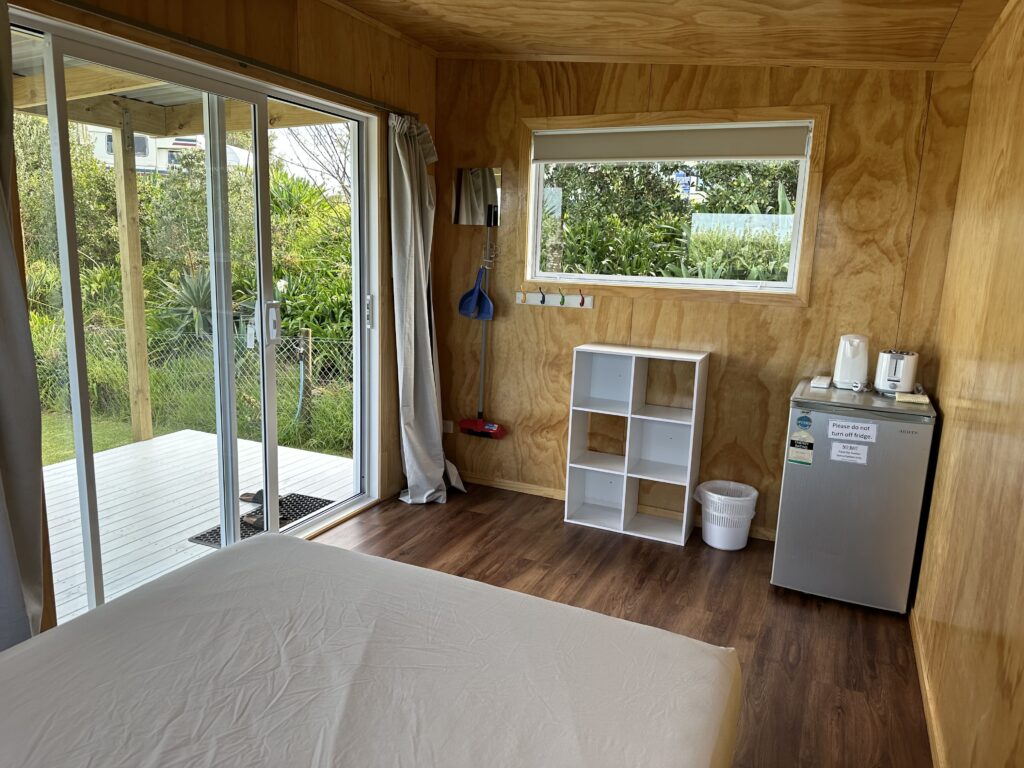 Cabin 5 inside 1-min